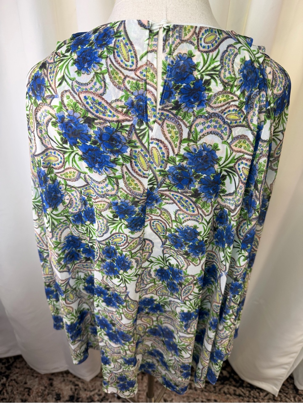 NWT Badgley Mischka Women’s Sleeveless Blouse w/ Capelet in Blue Floral Multi XS - Picture 11 of 16